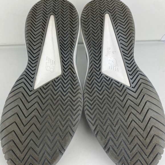 New Balance REVLite Tennis shoes. - Picture 5 of 7